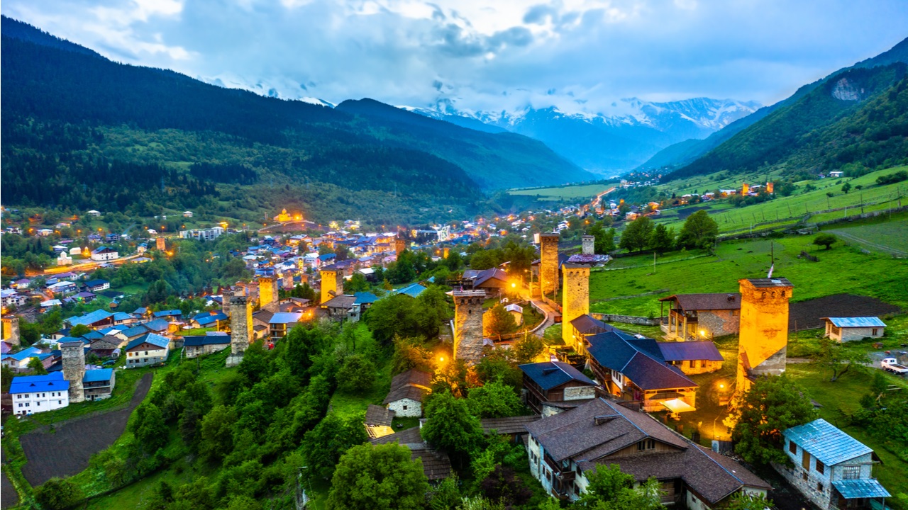 گرجستان به دنبال استخراج کنندگان کریپتو با استفاده از برق یارانه ای در شهر تاریخی است