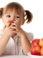 خوردن سیب پیش از خواب چه فواید و مضراتی دارد؟