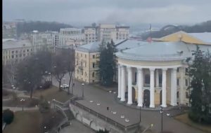 اصابت موشک به ساختمان وزارت دفاع و اداره اطلاعات اوکراین در کی یف اصابت موشک به ساختمان وزارت دفاع و اداره اطلاعات اوکراین در کی یف