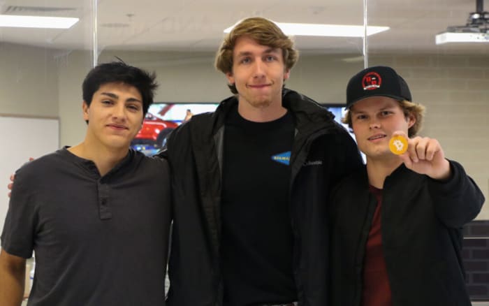 اعتباری به هانا کرون از شبکه لومینیشن