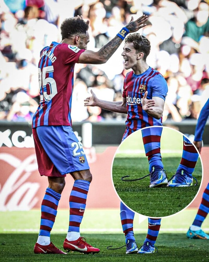 ستاره‌ای که هنوز بلد نیست بند کفشش ببندد!/عکس