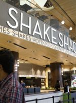 Shake Shack با استفاده از برنامه نقدی Block به مشتریان پاداش بیت کوین ارائه می دهد: گزارش