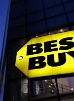 Best Buy درآمد سالانه را کمتر از تخمین ها به عنوان کاهش عرضه پیش بینی می کند