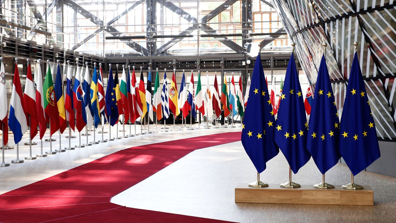 کشورهای G7، اتحادیه اروپا در حال اتخاذ تدابیری برای جلوگیری از استفاده از کریپتو برای فرار از تحریم ها هستند