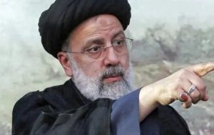 انتقاد از اظهارات رئیسی در باره ریشه کنی فقر مطلق/ استاد اقتصاد دانشگاه اهواز: ظاهرا ایشان درک درستی از “فقر مطلق” ندارد انتقاد از اظهارات رئیسی در باره ریشه کنی فقر مطلق/ استاد اقتصاد دانشگاه اهواز: ظاهرا ایشان درک درستی از “فقر مطلق” ندارد