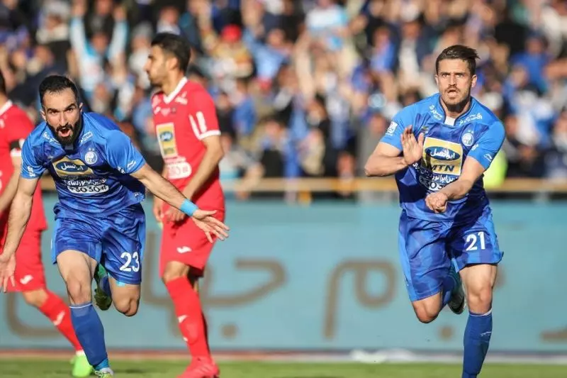 بازگشت کاپیتان در سالروز دربی معروف/عکس