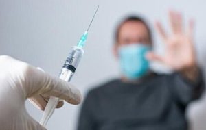 آخرین آمار تزریق واکسن در کشور/ نزدیک به ۵۸ میلیون ایرانی دو دز واکسن زده‌اند