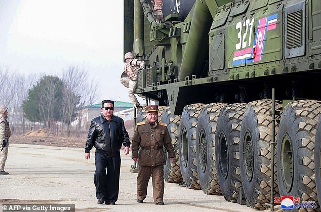 جزییات و تصاویری از هیولای کره شمالی
