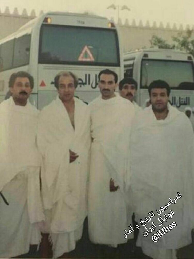 زنده یاد قنبرزاده در لباس احرام/ عکس