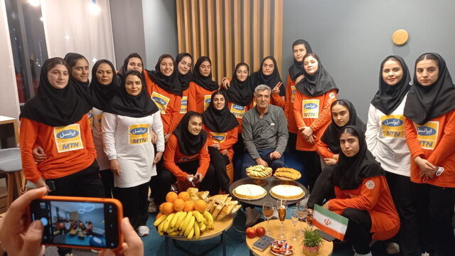 سال تحویل دختران هندبالیست ایران در قزاقستان/عکس