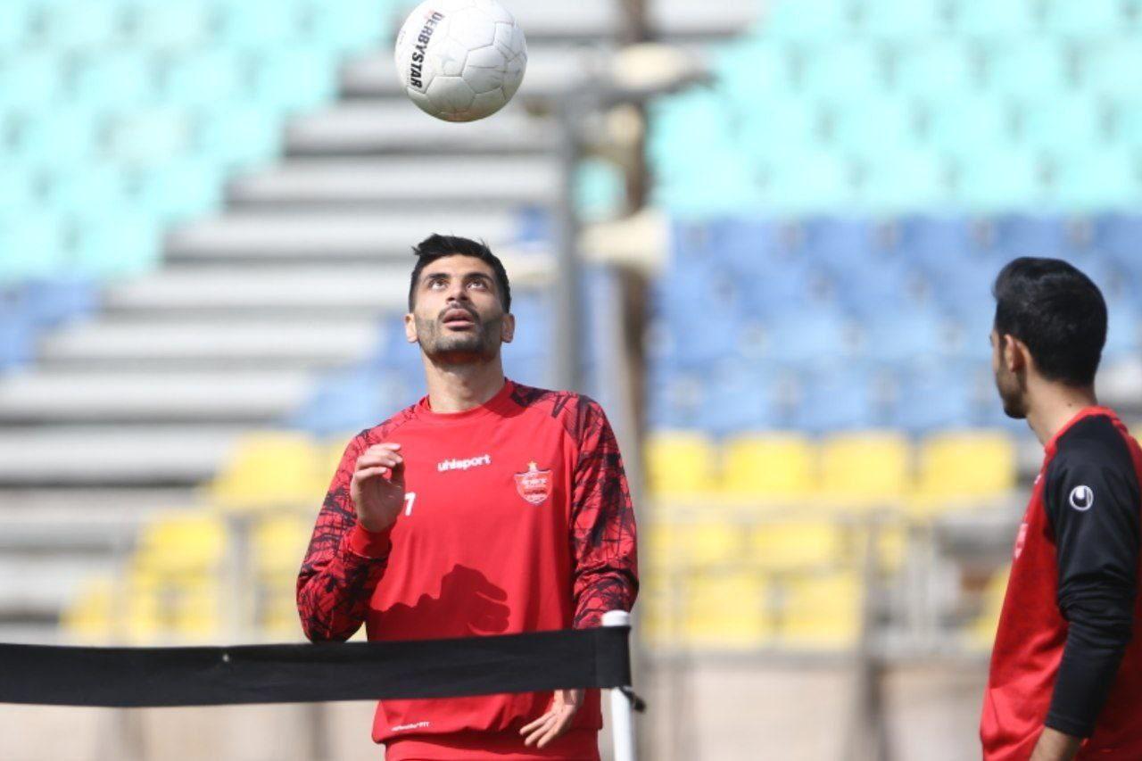 مدافع پرسپولیس در سودای بازگشت به ترکیب/عکس