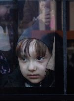 نیمی از آوارگان جنگی اوکراین کودک هستند