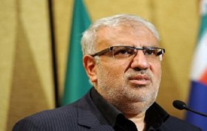 وزیر نفت:عواملی نفوذی داخلی در حمله سایبری به سامانه سوخت دخیل بودند وزیر نفت:عواملی نفوذی داخلی در حمله سایبری به سامانه سوخت دخیل بودند