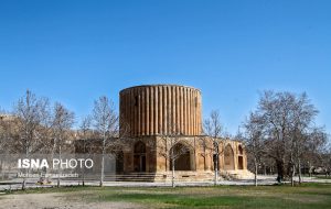 حذف حافظه تاریخی بناهای باستانی با نام‌گذاری جعلی آن‌ها/۱