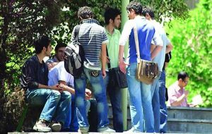 چرا هیچ‌گاه رشد اقتصادی بالا نداشتیم؟ / مدیریت‌های خودسر به اقتصاد کشور ضربه زد