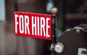 ایالات متحده 431 هزار شغل در ماه مارس اضافه می کند، زیرا نرخ بیکاری به سطح قبل از همه گیری نزدیک می شود