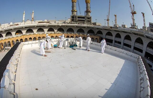 مسجدالحرام ۱۰ بار در روز شسته می‌شود