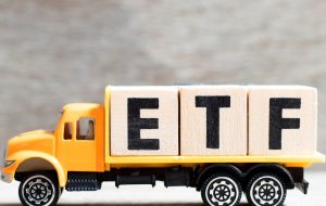 Direxion مجدداً با SEC برای ETF آتی بیت کوین کوتاه می شود