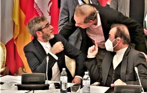 صفحهٔ درخواستی شما یافت نشد.