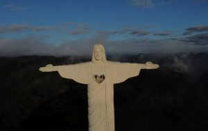 رونمایی از مجسمه عظیم مسیح (ع) در برزیل