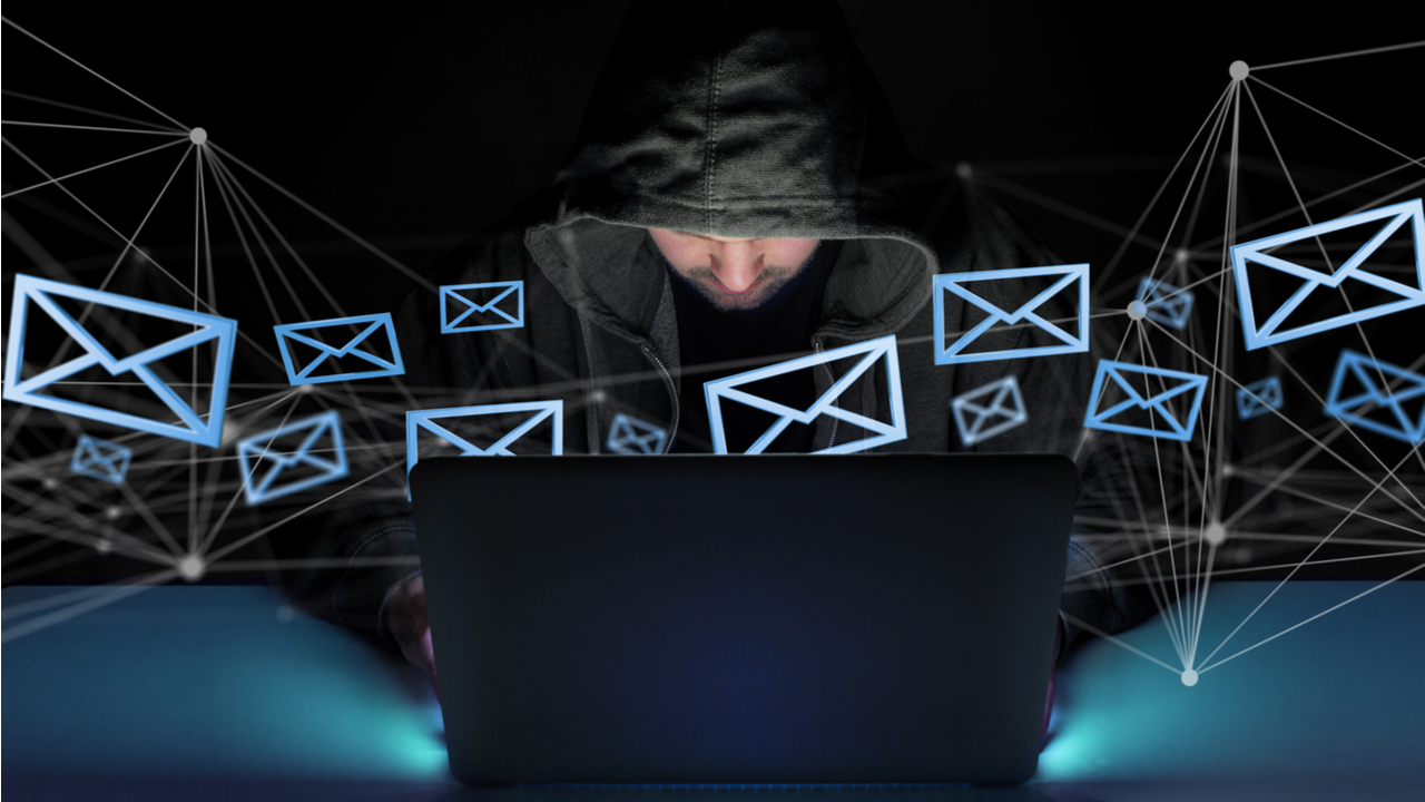 Anonymous بیش از 2 میلیون ایمیل روسی در جنگ سایبری با روسیه منتشر کرده است
