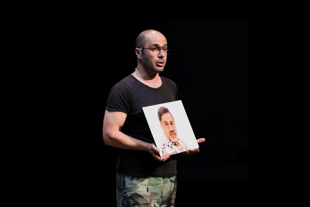 این کارگردان، یادِ علی سلیمانی را زنده کرد/ عکس 