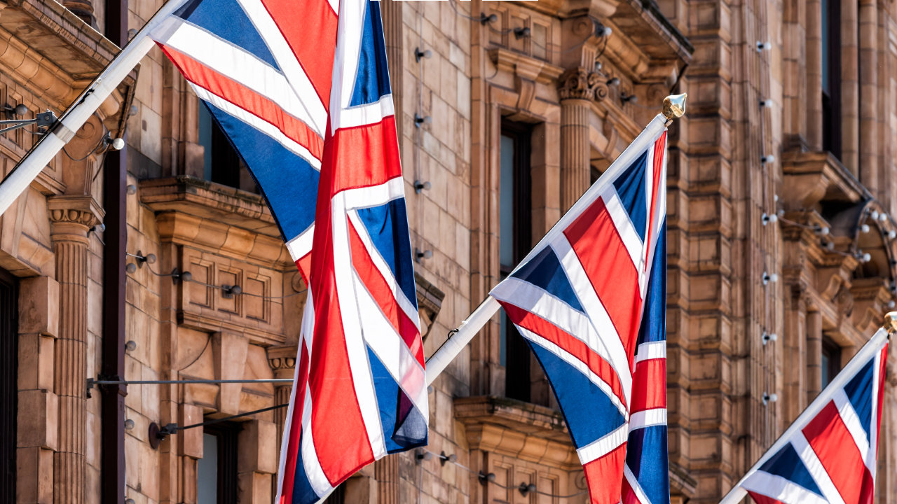 رگولاتور بریتانیا به 5 شرکت رمزنگاری اجازه می دهد تا با ثبت موقت فعالیت کنند