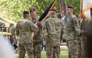 رئیس جدید سنتکام آغاز به کار کرد