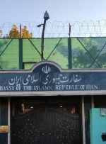 سفارت ایران در کابل بدرفتاری با اتباع افغانستانی را تکذیب کرد