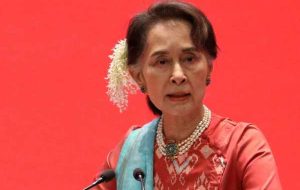 سوچی میانمار منتظر حکم اولین پرونده فساد است