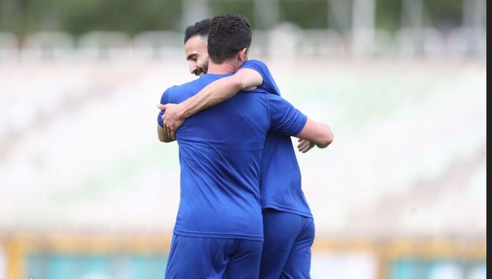 عکس| دلبری نیمکت‌نشین محبوب آبی‌ها از فرهاد