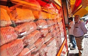 قیمت 37 هزار تومانی مرغ در تهران قیمت 37 هزار تومانی مرغ در تهران