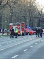 مردی بر اثر برخورد خودرو با سفارت روسیه در پایتخت رومانی جان خود را از دست داد