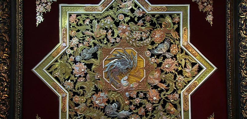 تابلوی معرق چوب و فلز با زمینه مشکی