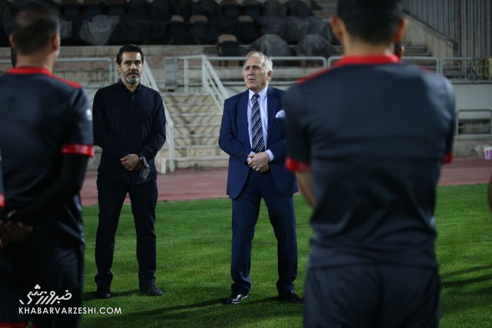 مهمان کراواتی در تمرین پرسپولیس/عکس