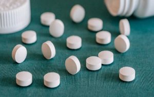 نحوه نگهداری صحیح از داروها در خانه نحوه نگهداری صحیح از داروها در خانه