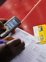 نیجریه در تلاش برای تقویت امنیت، تماس از تلفن های ثبت نشده را ممنوع می کند