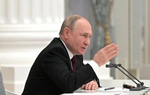 پوتین: غرب نمی‌تواند روسیه را منزوی کند