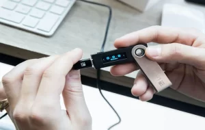 Ledger افزودن پسوند مرورگر برای اتصال کیف پول‌های سخت‌افزاری به برنامه‌های وب ۳