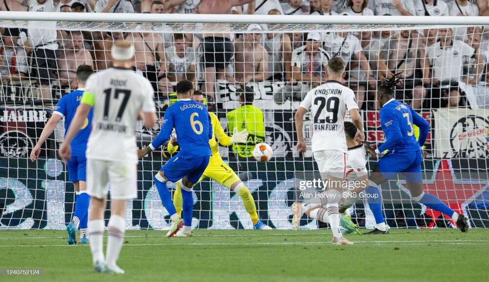 آینتراخت‌فرانکفورت فاتح لیگ اروپا شد/عکس