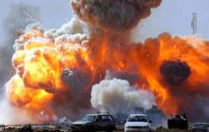 لحظه انفجار مخزن بنزین زیرزمینی در عربستان + فیلم