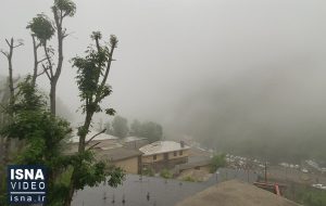 ویدئو / زیبایی ماسوله در میان بهار، مه و باران