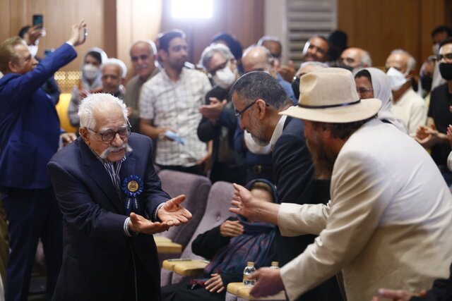 نشان یونسکو به عبدالمجید ارفعی اهدا شد