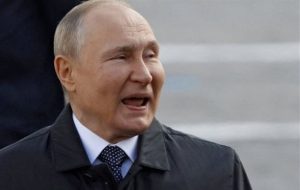 آخر هفته – مسکو نسبت به پایان روابط روسیه و آمریکا در صورت توقیف دارایی ها هشدار داد