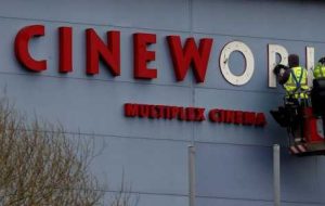 Cineworld به دنبال تاخیر بیشتر در پرداخت به سهامداران سابق Regal است