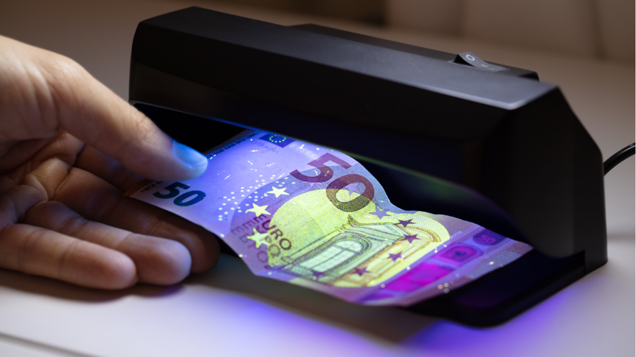 ارائه نشان می دهد که بانک مرکزی اروپا از شفافیت به جای حفظ حریم خصوصی در طراحی یورو دیجیتال حمایت می کند