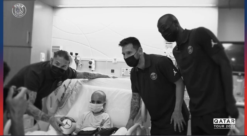 اقدام خیرخواهانه مسی و راموس در قطر/عکس