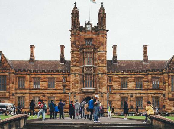 تحصیل رایگان در استرالیا ممکن است؟