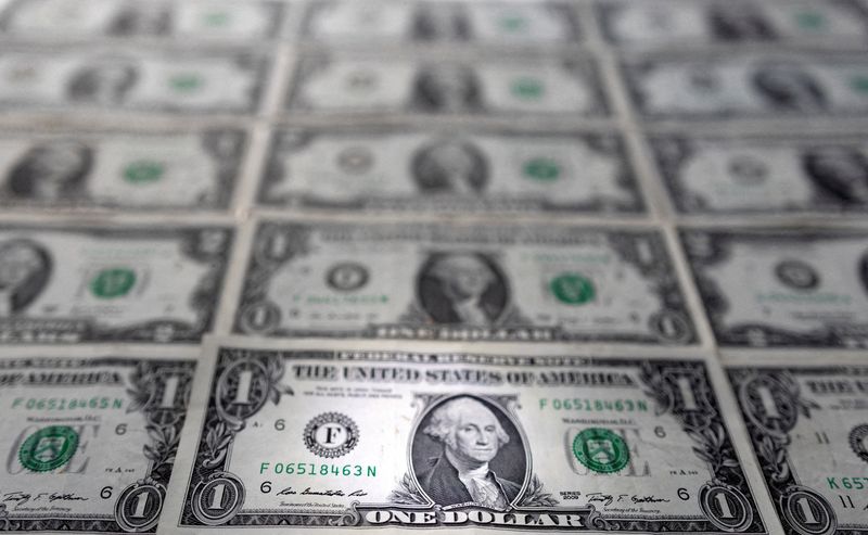سفته بازان شرط بندی خالص دلار آمریکا را کاهش دادند