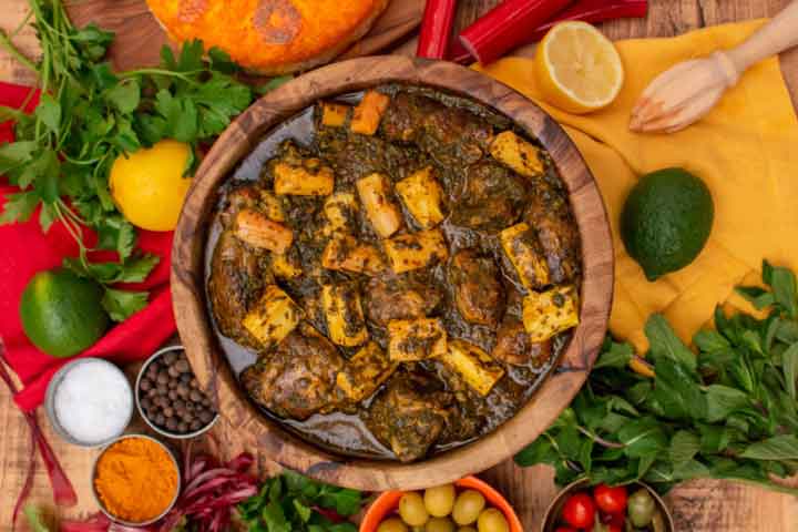 خورش ریواس با مرغ